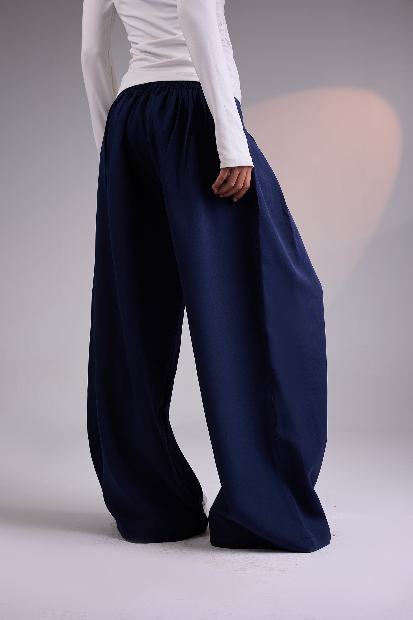 Structured Waist Wide-Leg Pants