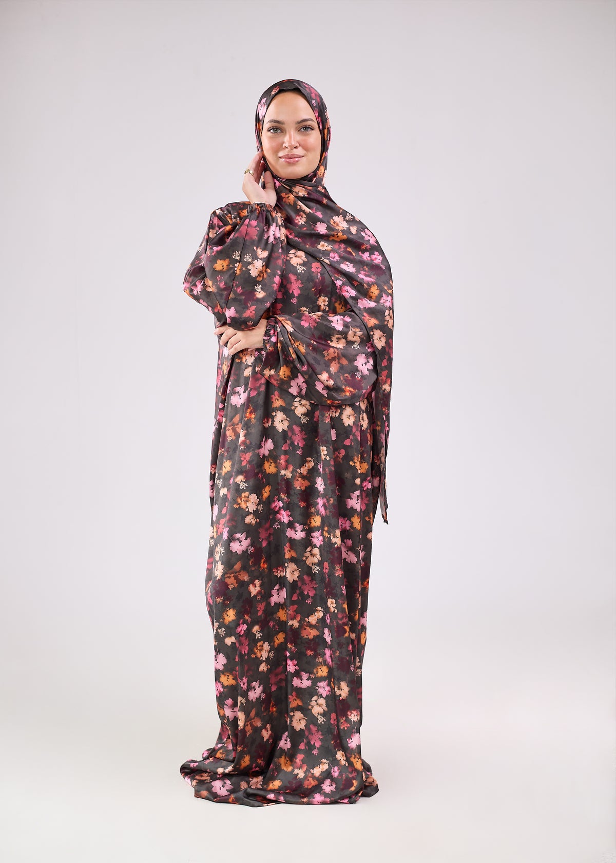 Maya Printed Satin Isdal