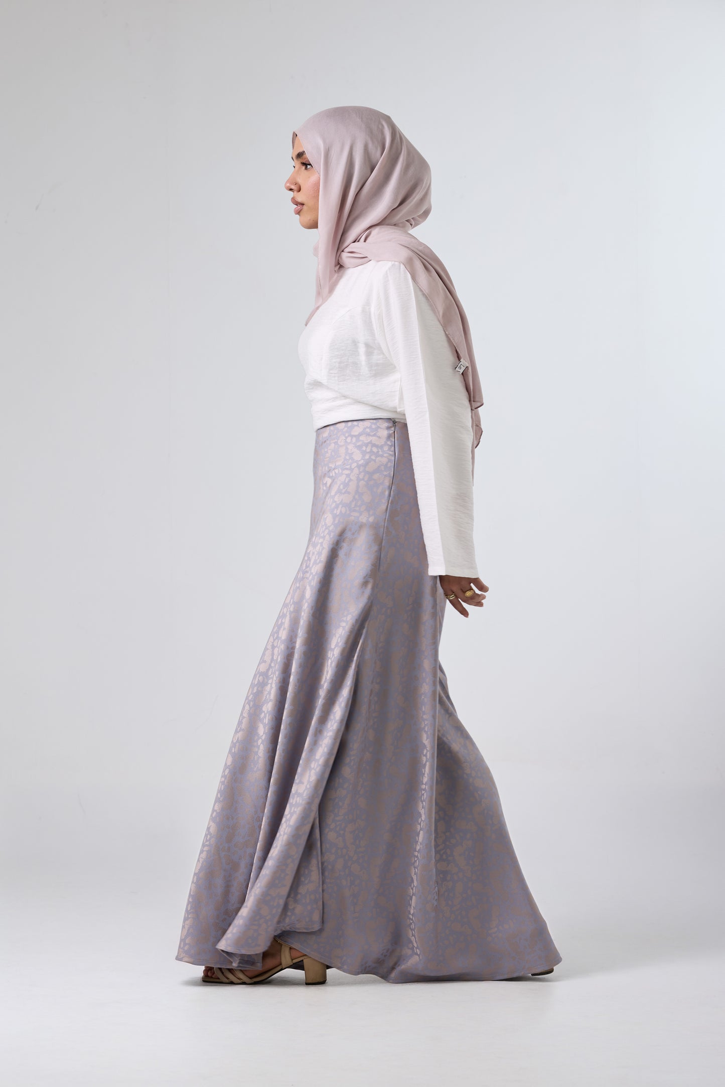 Luna Satin Maxi Skirt – High Waist Elegant Fit