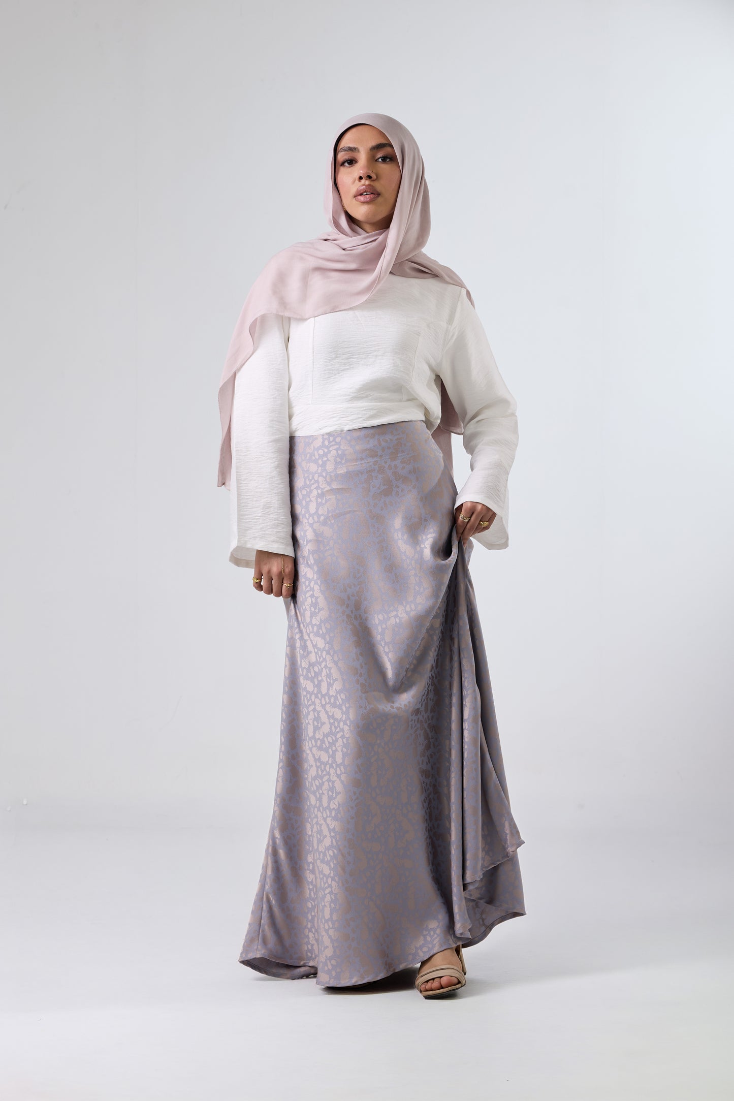 Luna Satin Maxi Skirt – High Waist Elegant Fit