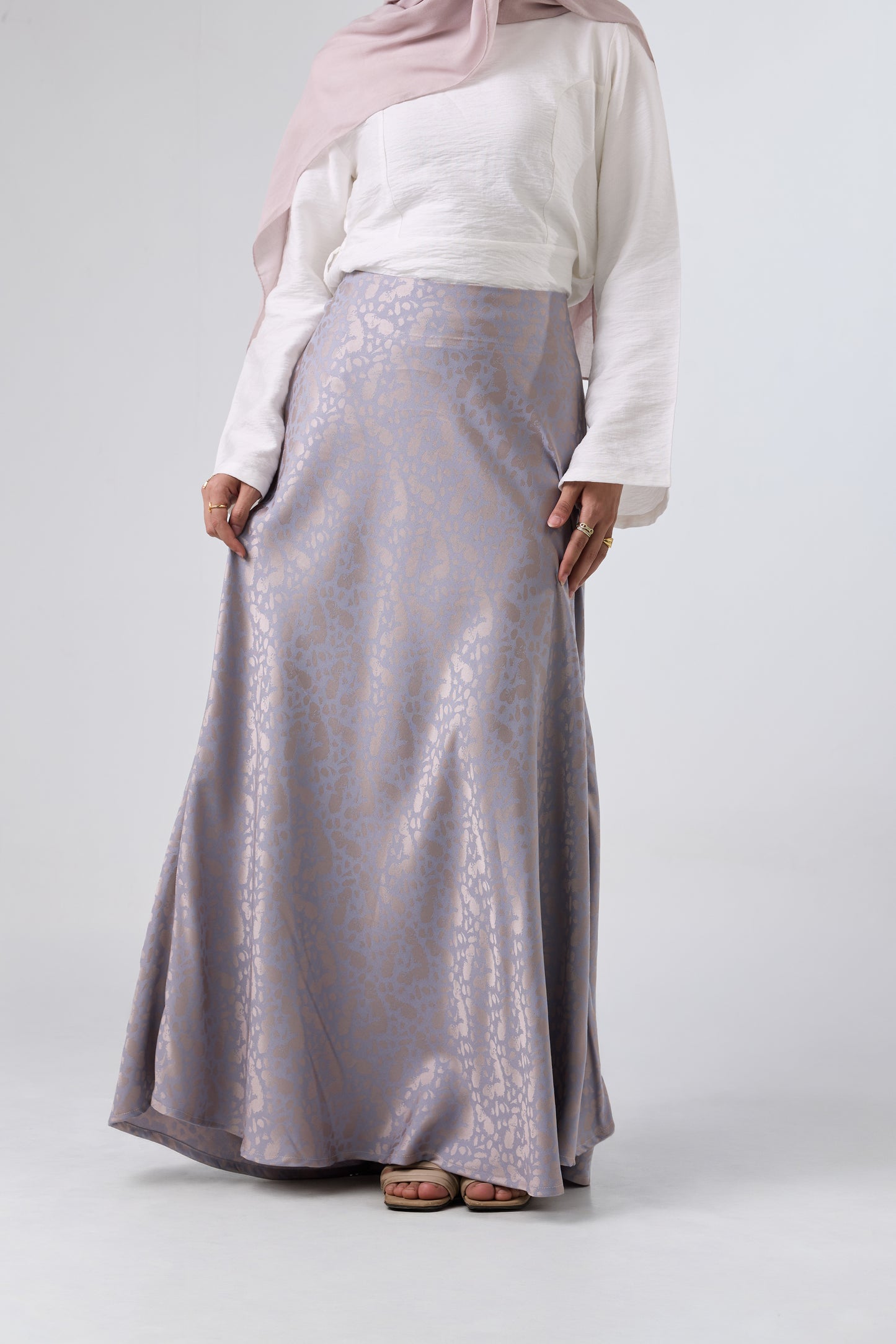 Luna Satin Maxi Skirt – High Waist Elegant Fit
