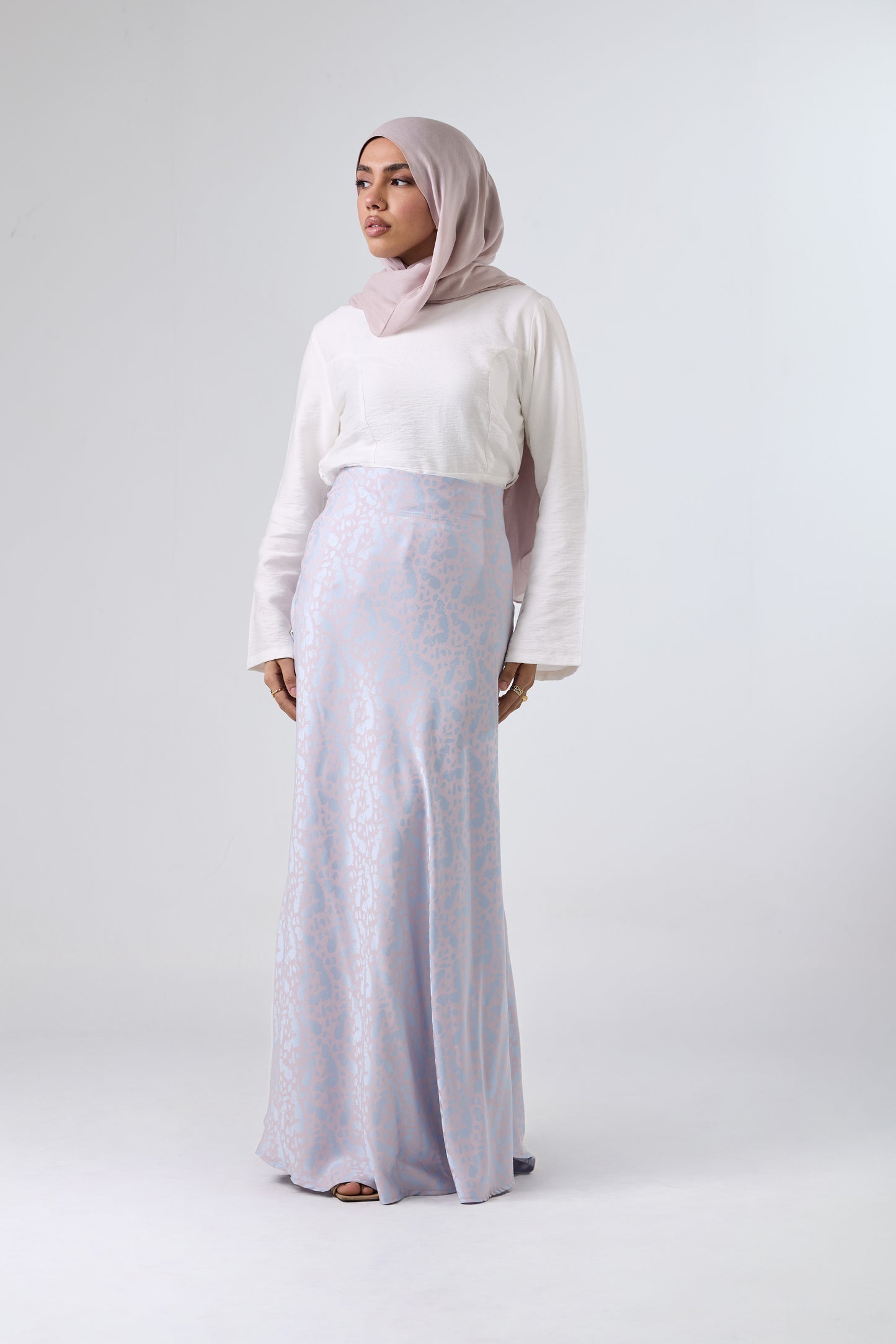 Luna Satin Maxi Skirt – High Waist Elegant Fit