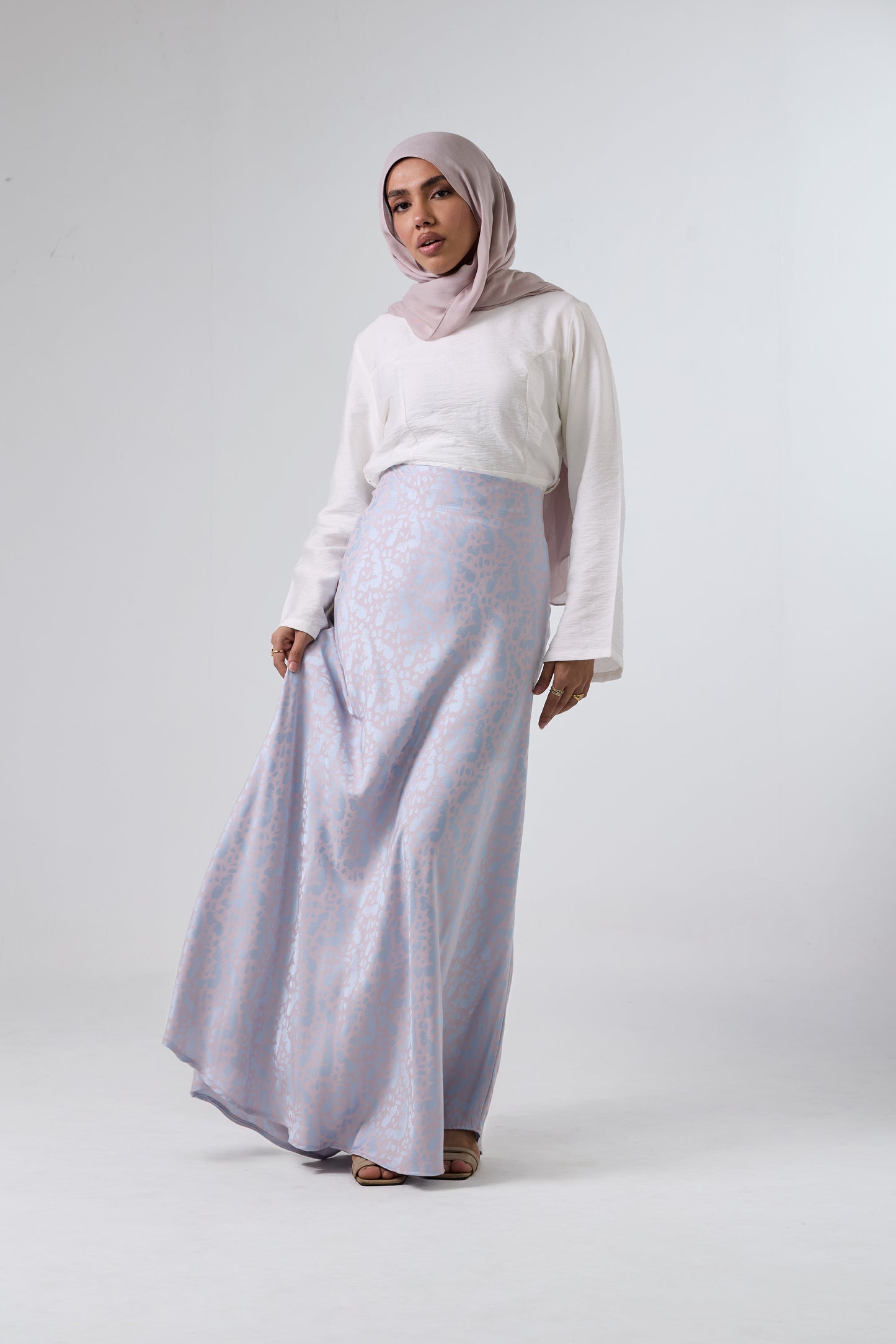Luna Satin Maxi Skirt – High Waist Elegant Fit