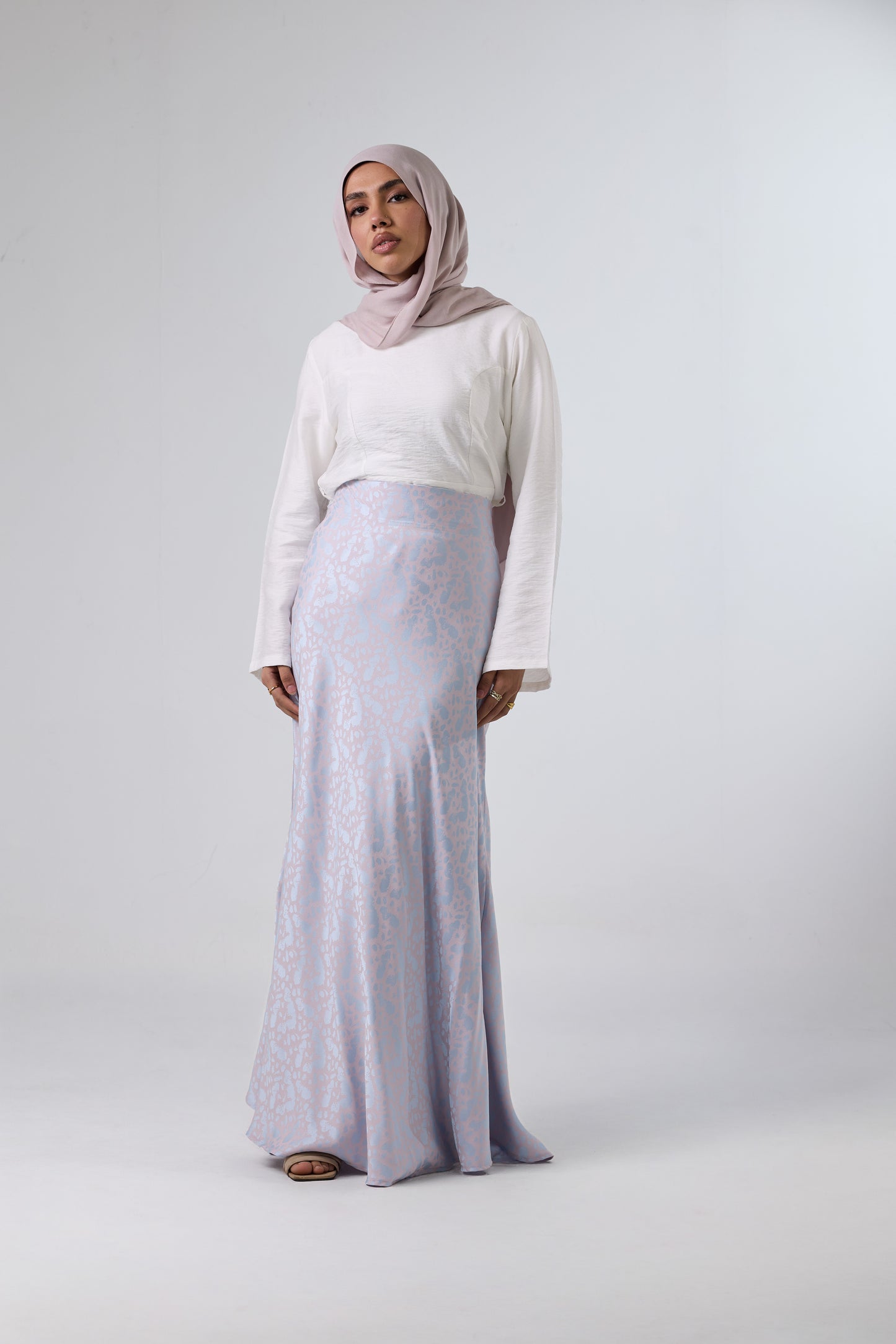 Luna Satin Maxi Skirt – High Waist Elegant Fit