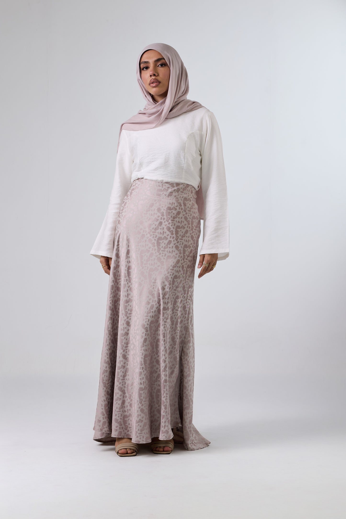 Luna Satin Maxi Skirt – High Waist Elegant Fit