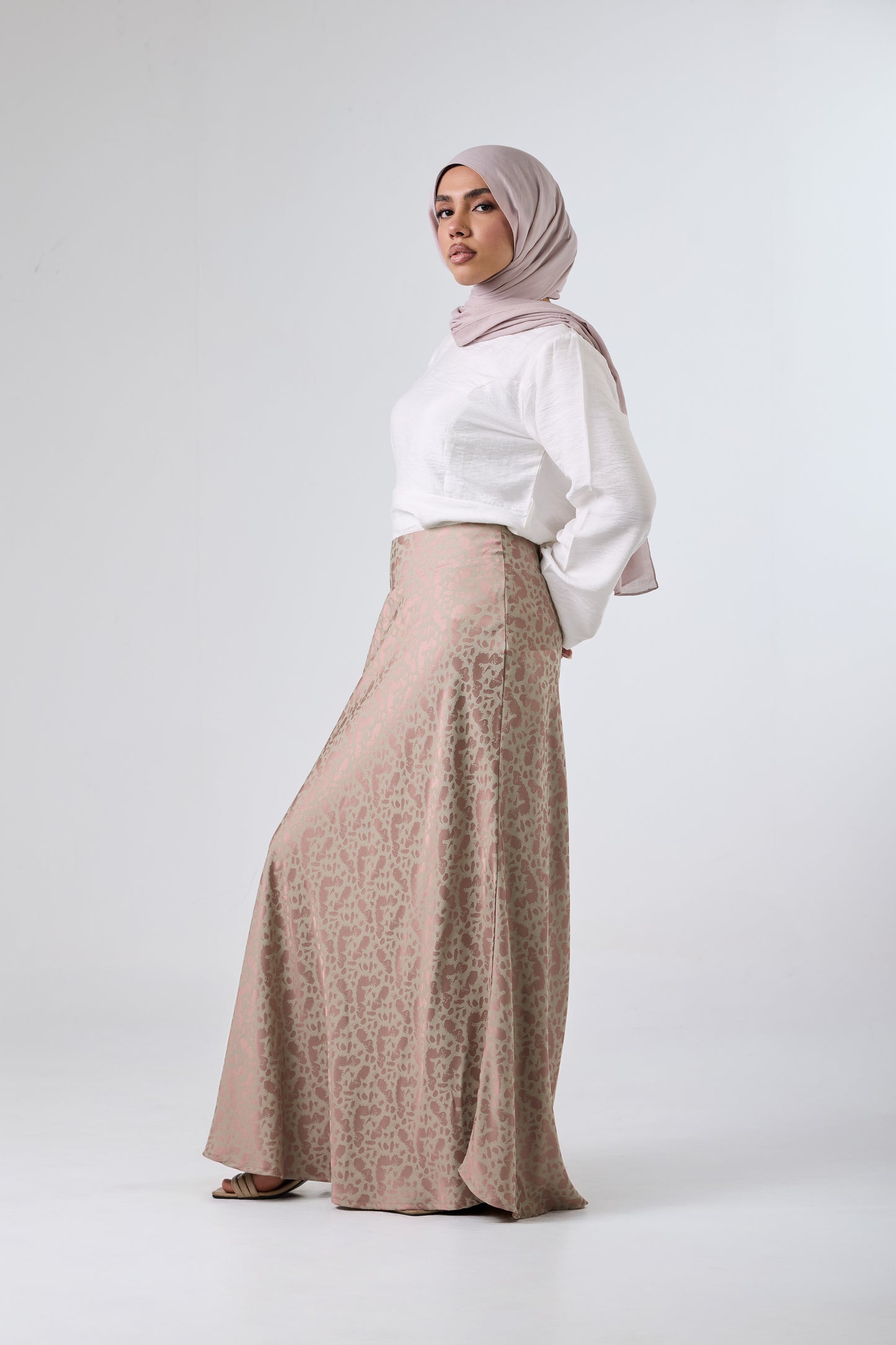 Luna Satin Maxi Skirt – High Waist Elegant Fit