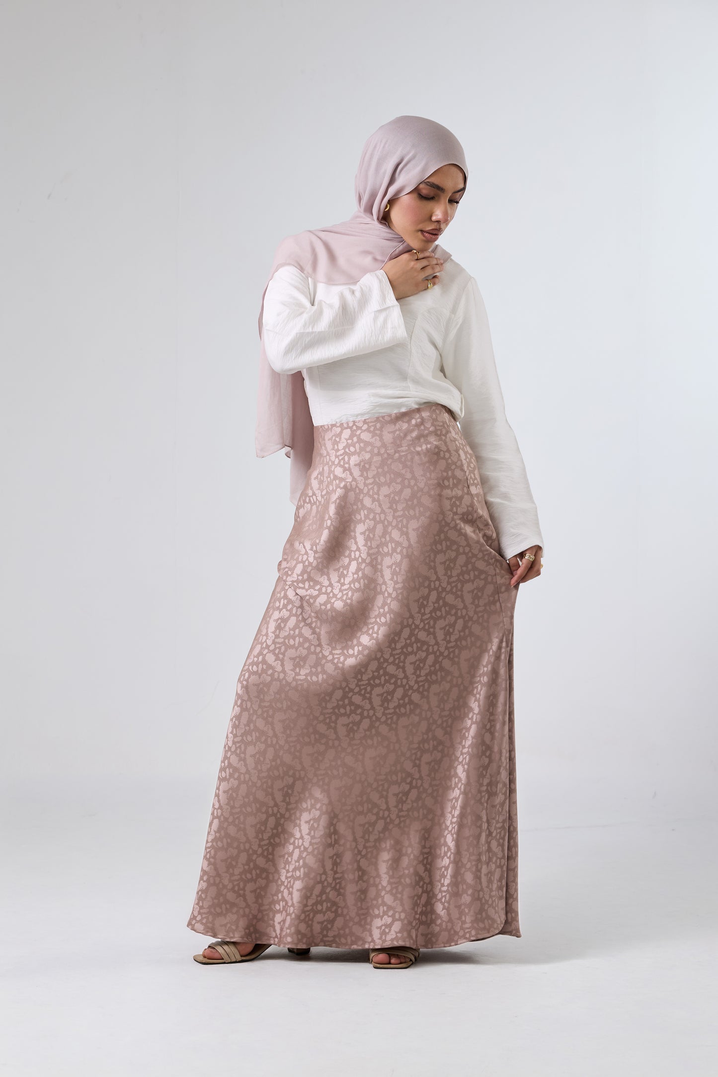 Luna Satin Maxi Skirt – High Waist Elegant Fit