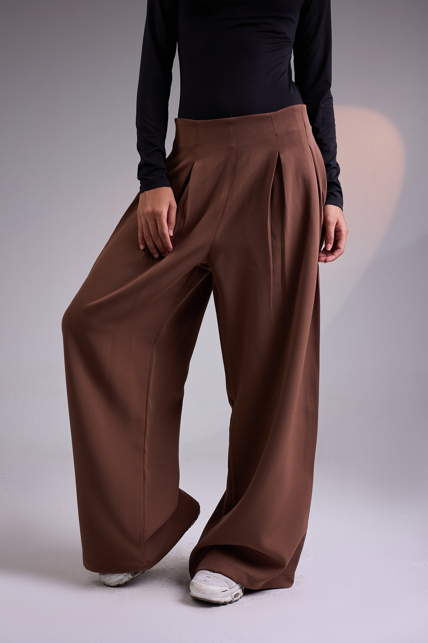 Structured Waist Wide-Leg Pants