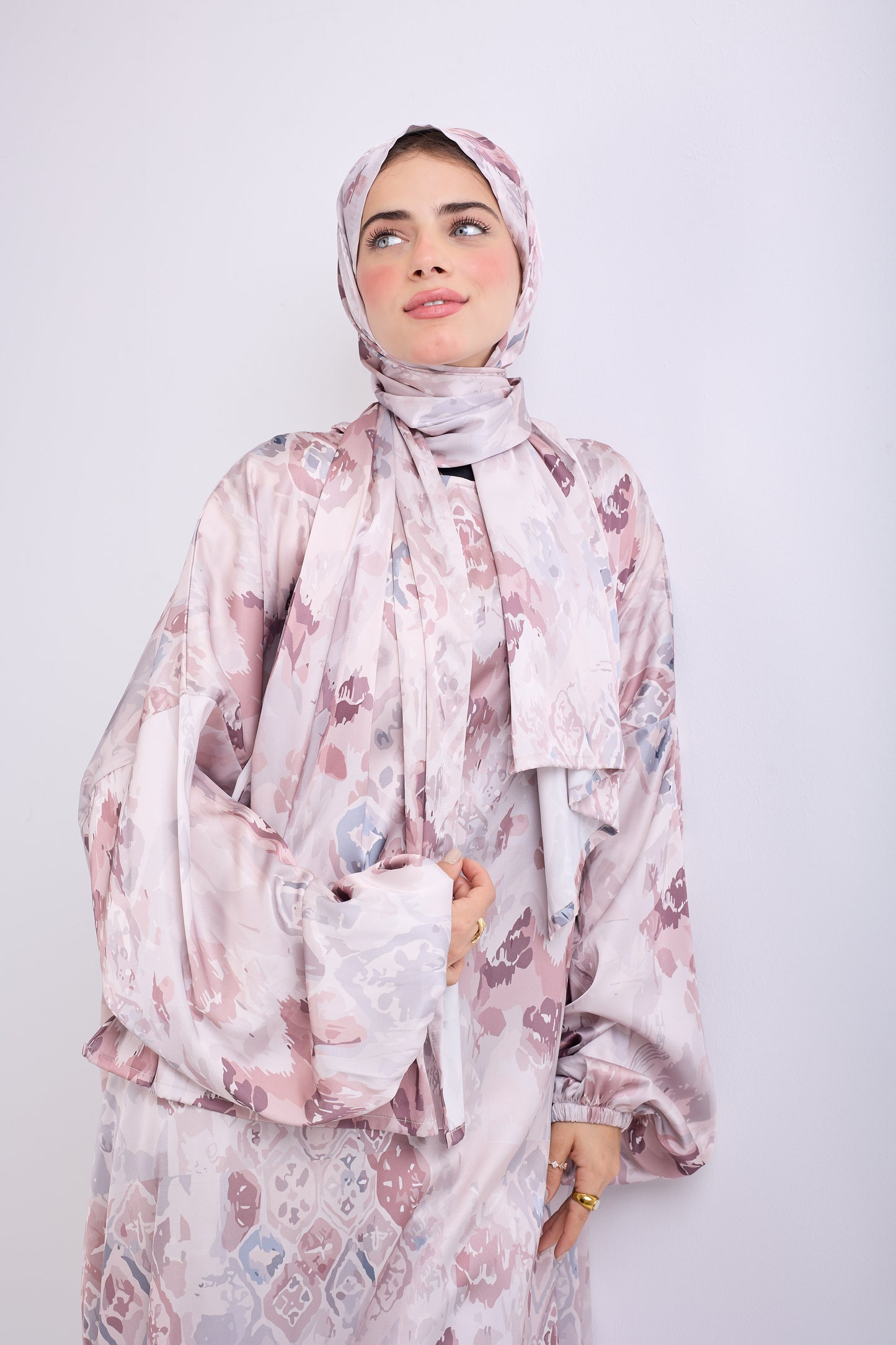 Leila Printed Satin Isdal