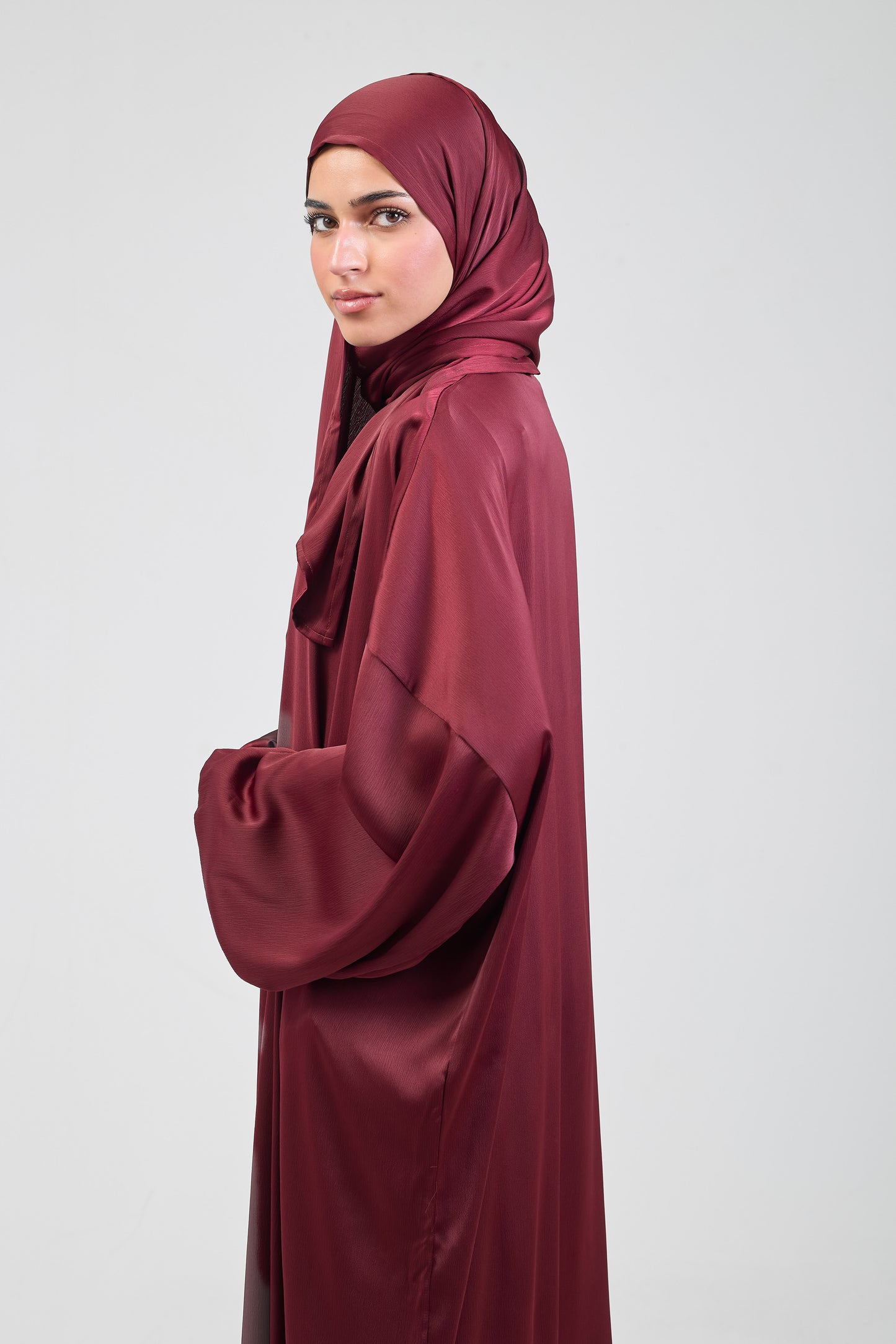 Burgundy Satin Isdal