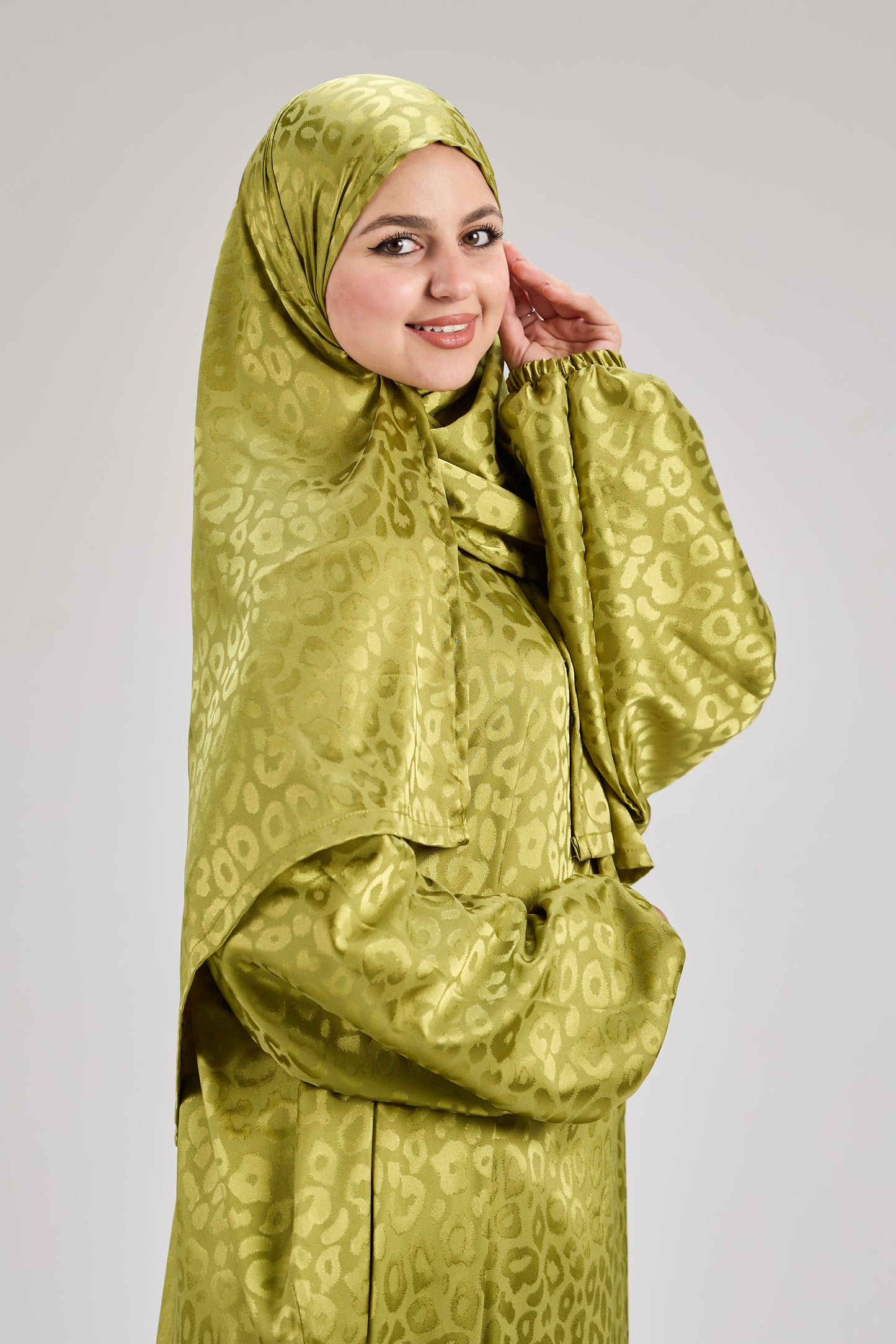 Satin Jacquard Pear