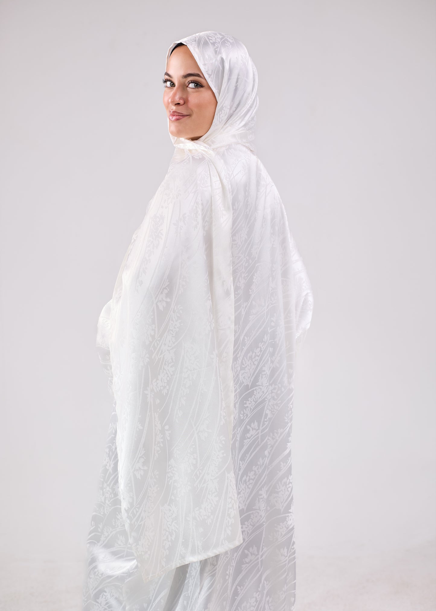 Satin Jacquard white