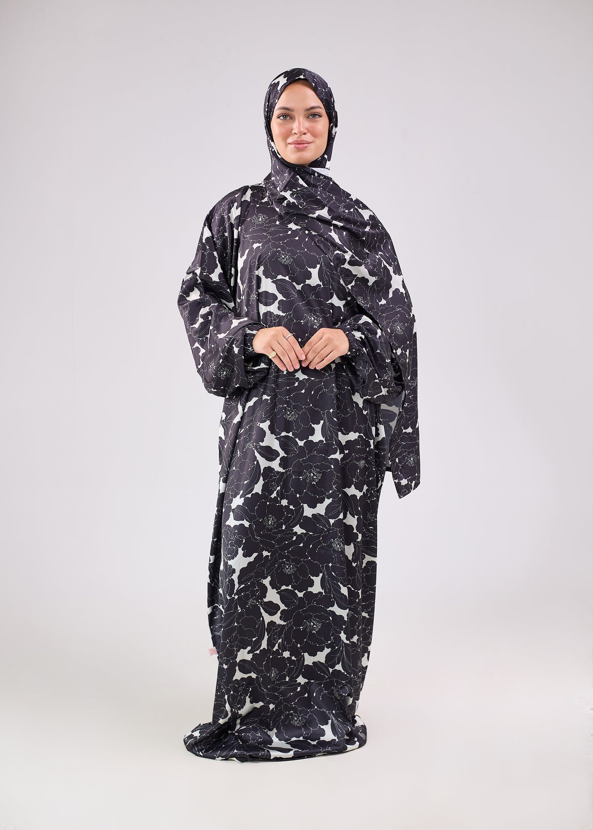 Layan Printed Satin Isdal