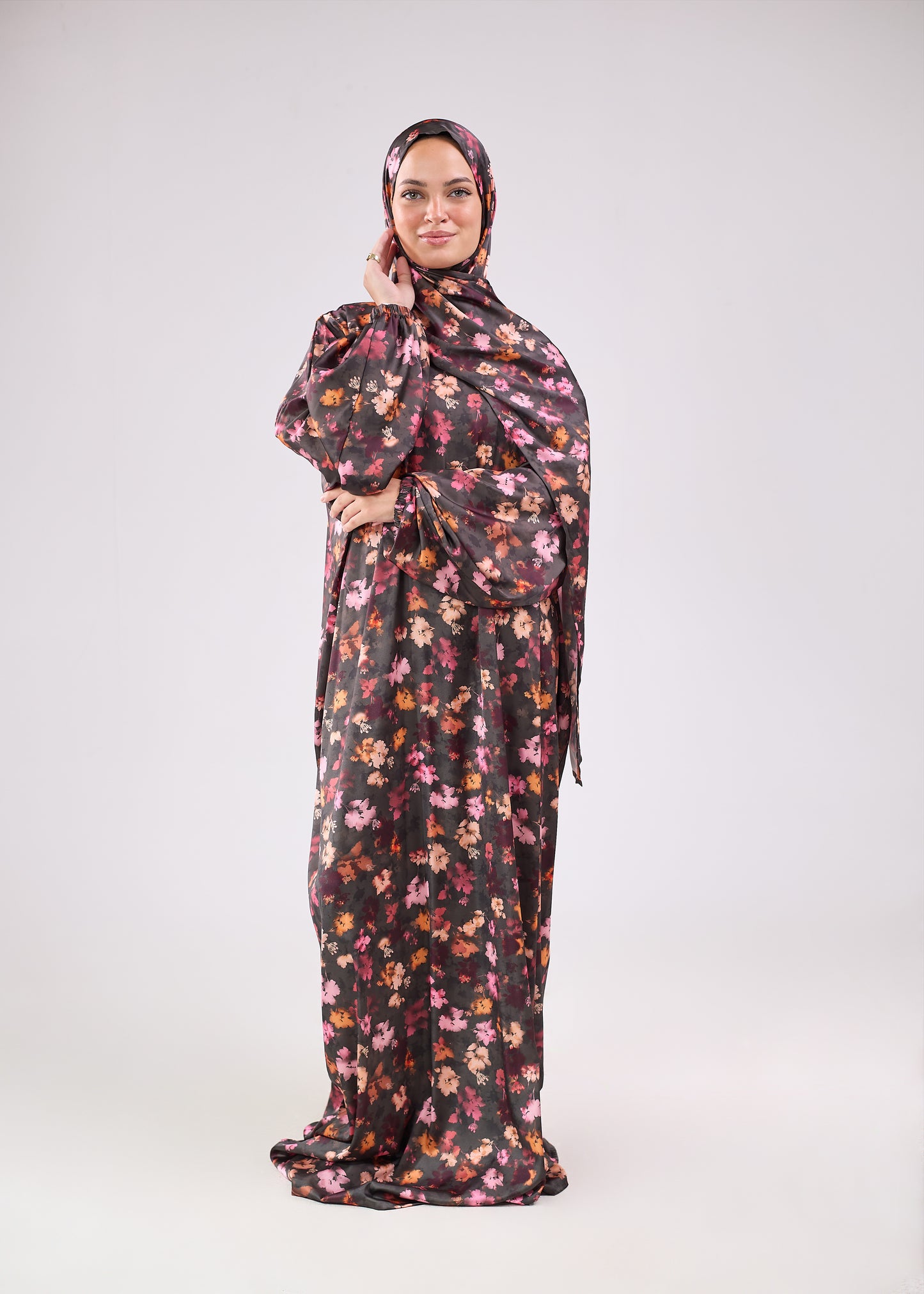 Maya Printed Satin Isdal