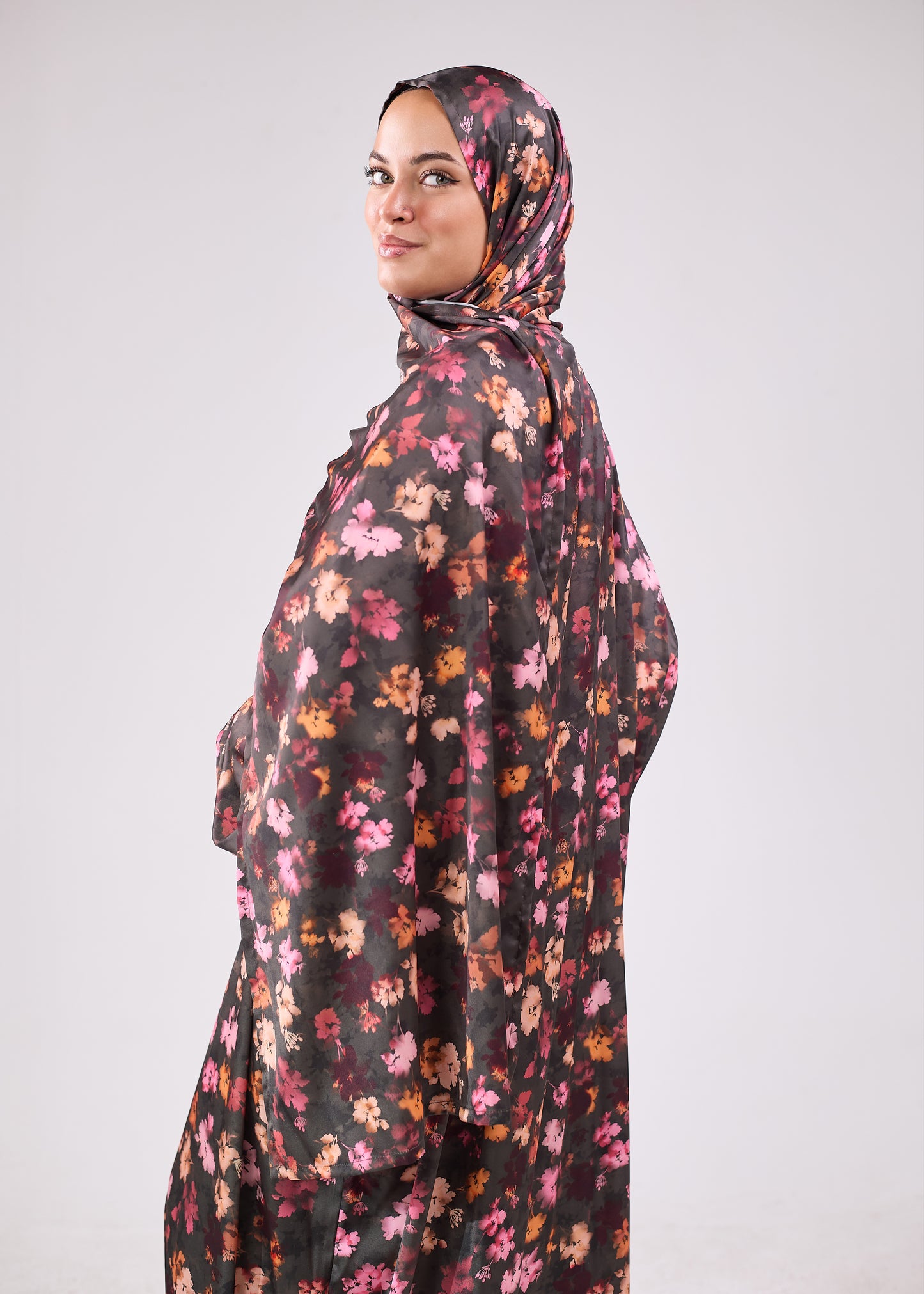 Maya Printed Satin Isdal
