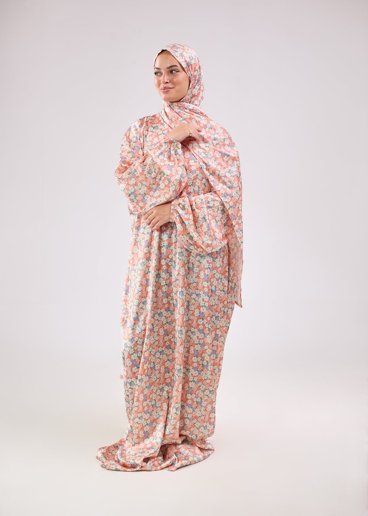 Saja Printed Satin Isdal