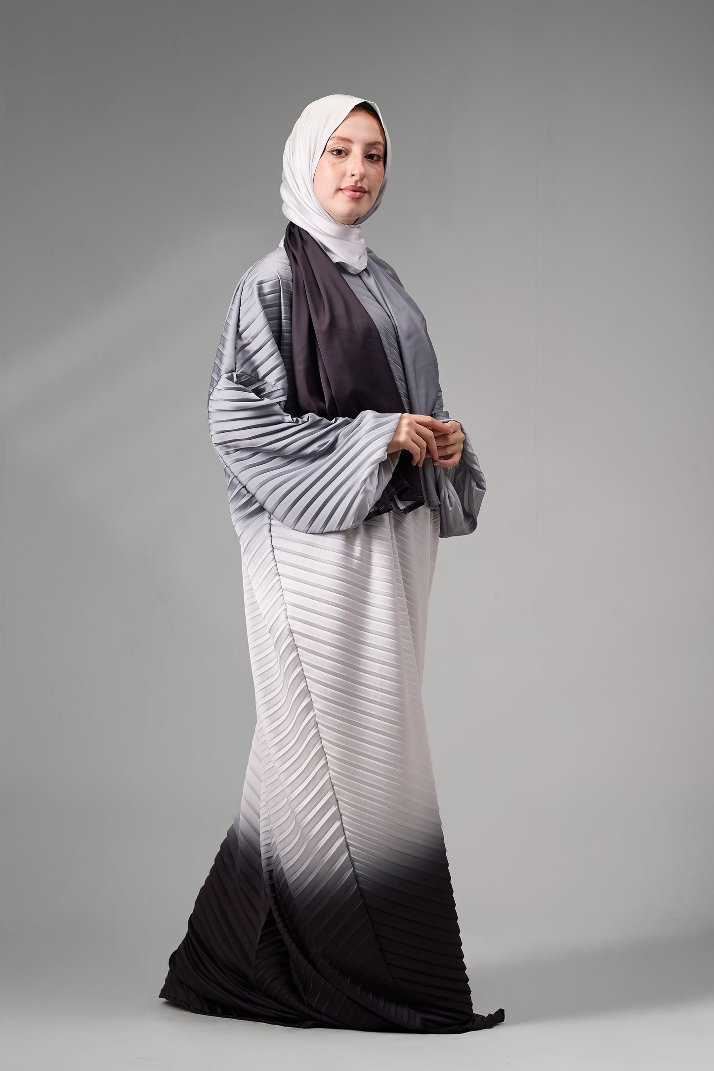 Gray to Black  Pleated satin