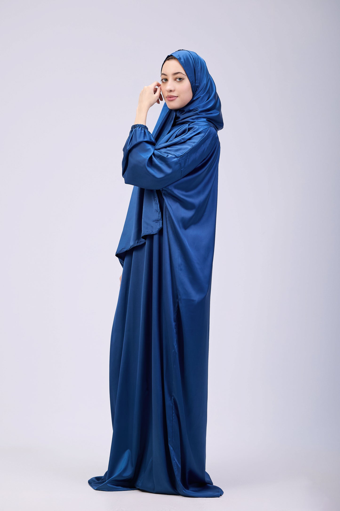 Plain Satin Isdal cerulean blue