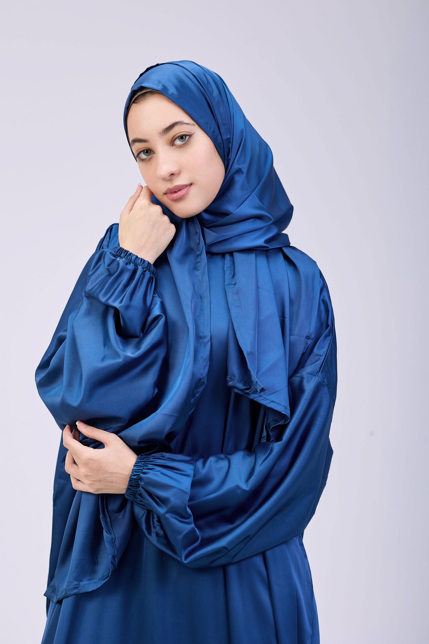 Plain Satin Isdal cerulean blue