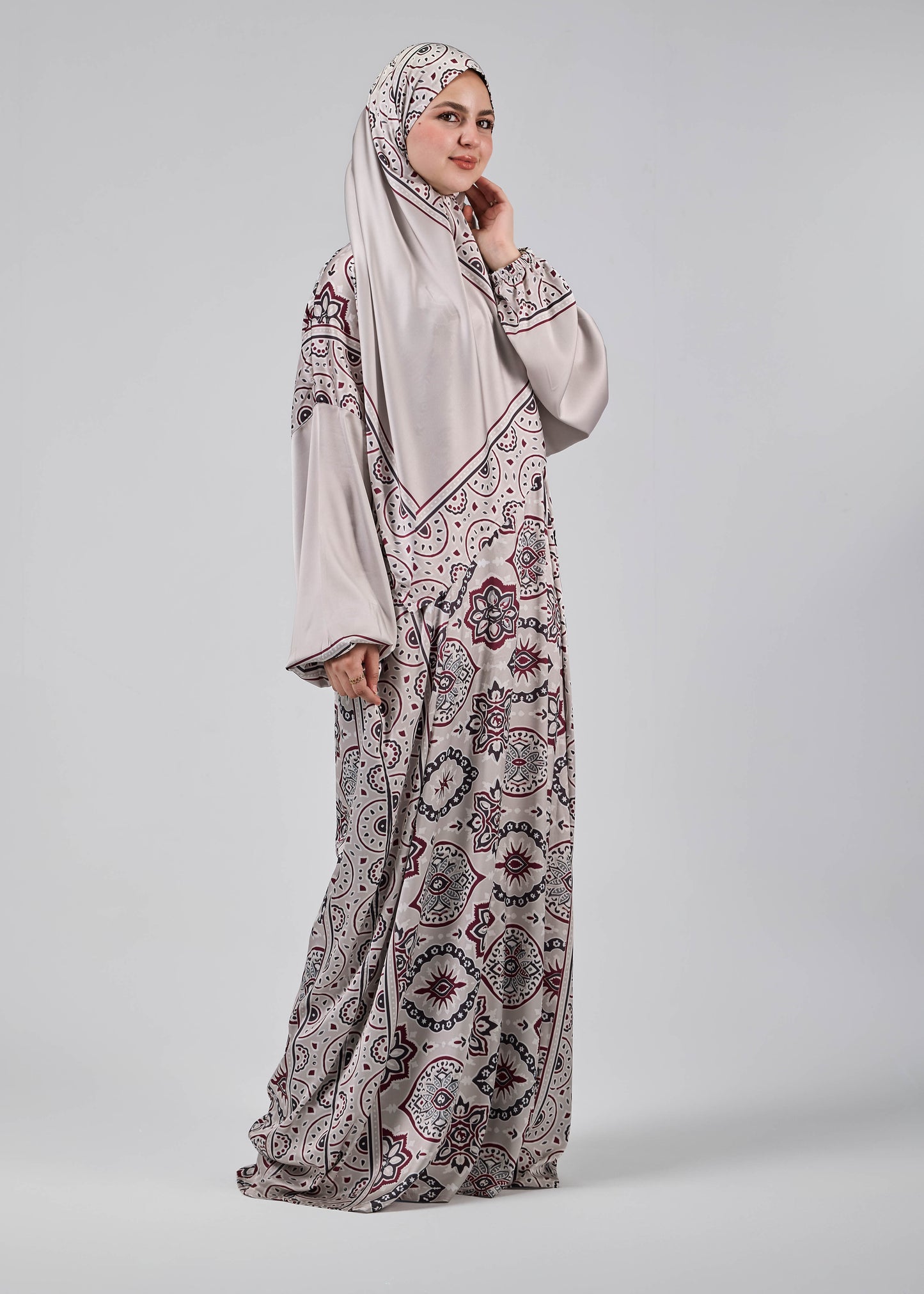 Amira Printed Satin Isdal