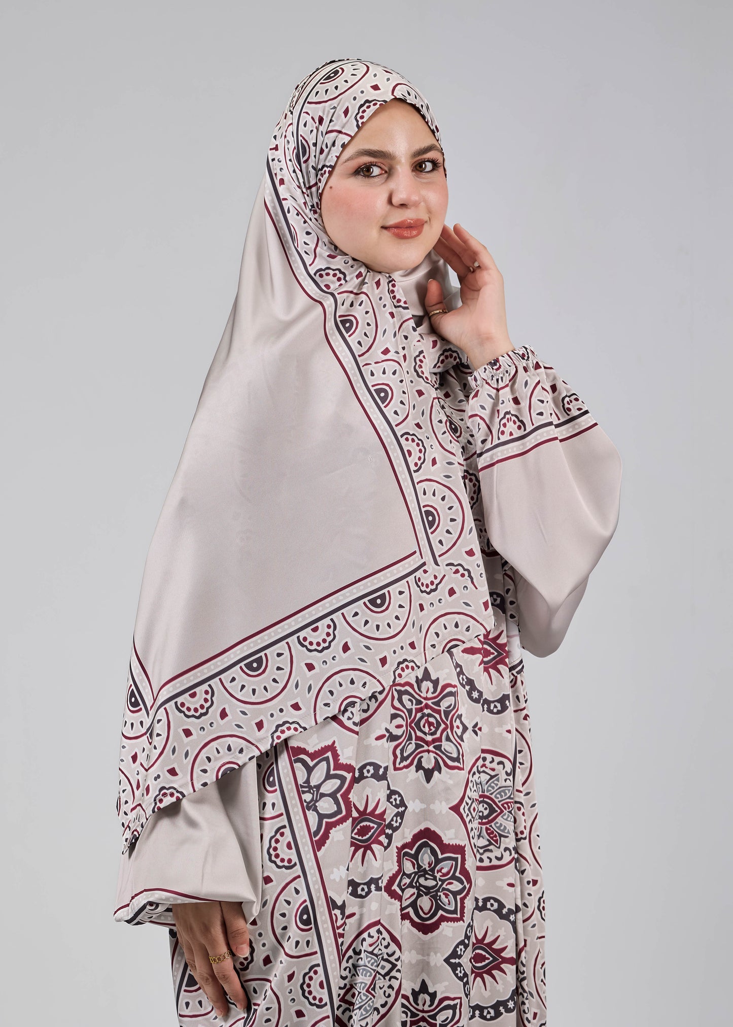 Amira Printed Satin Isdal