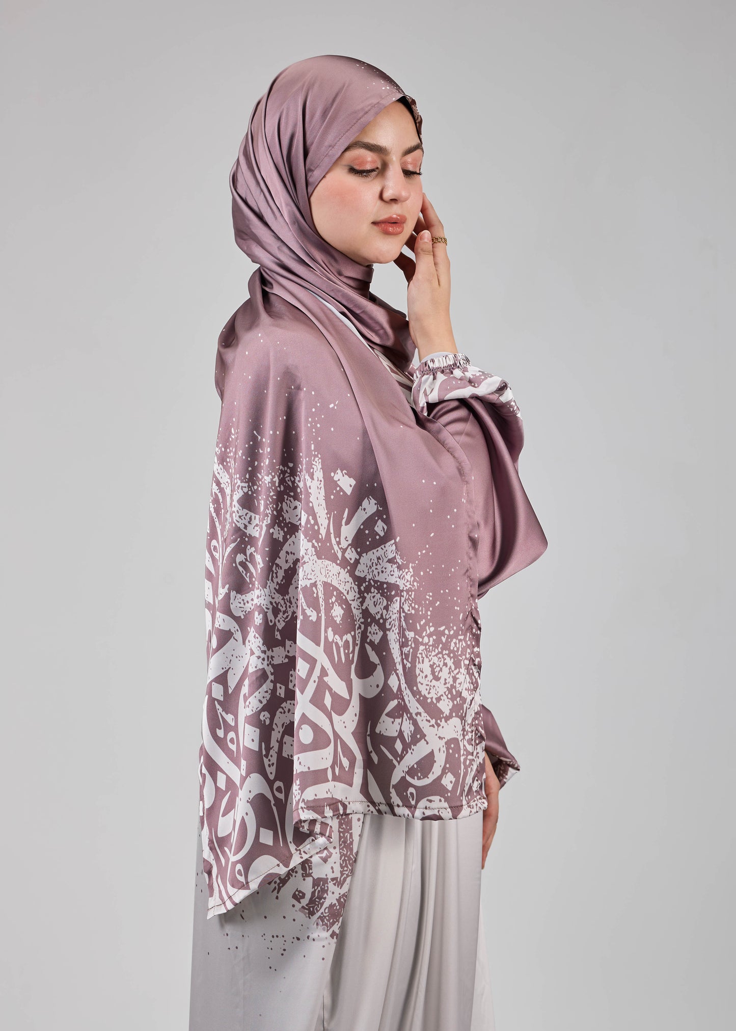 Farah printed satin