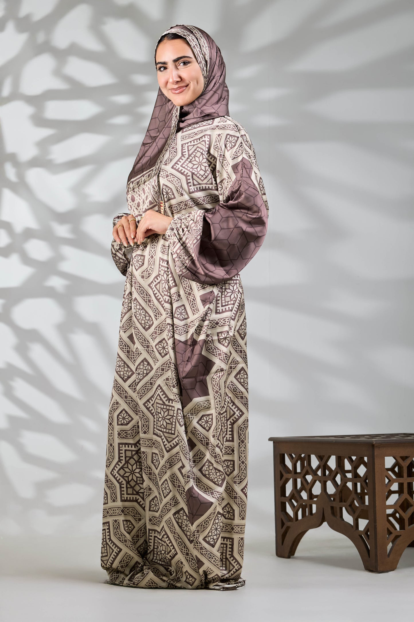 Ayla Printed Satin Isdal