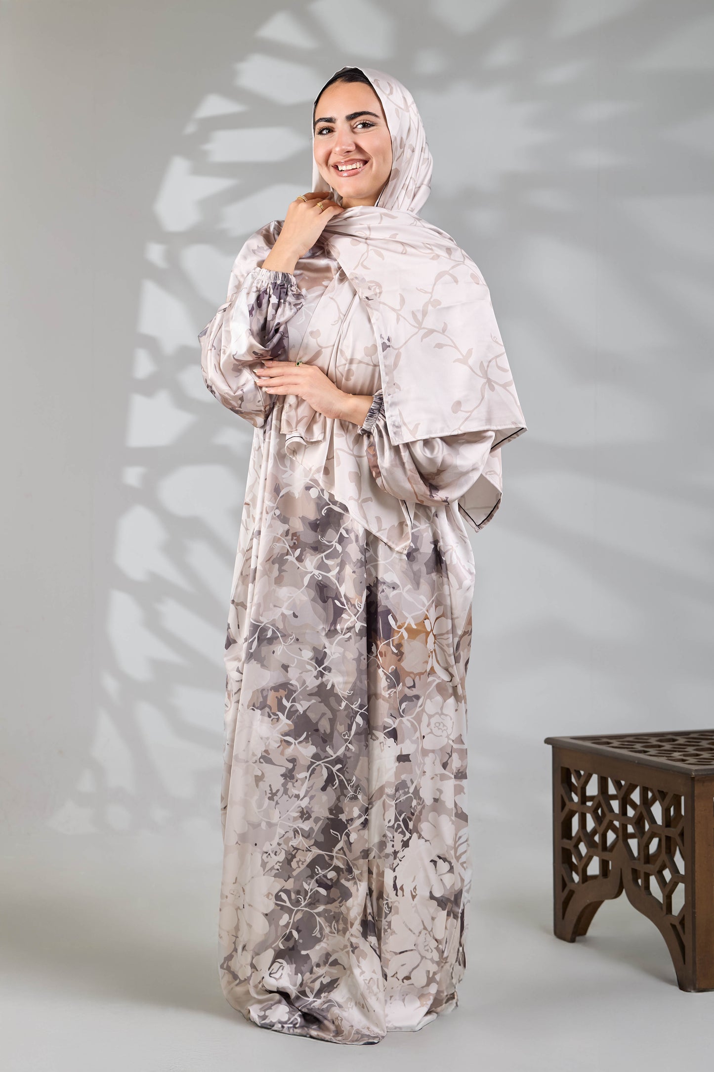 Aisha Printed Satin Isdal