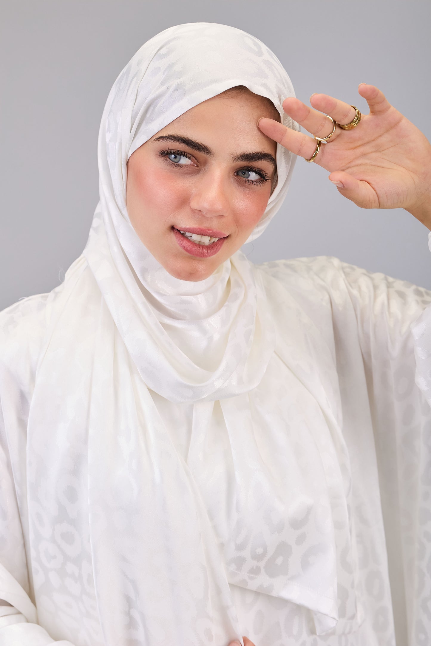 Satin Jacquard white