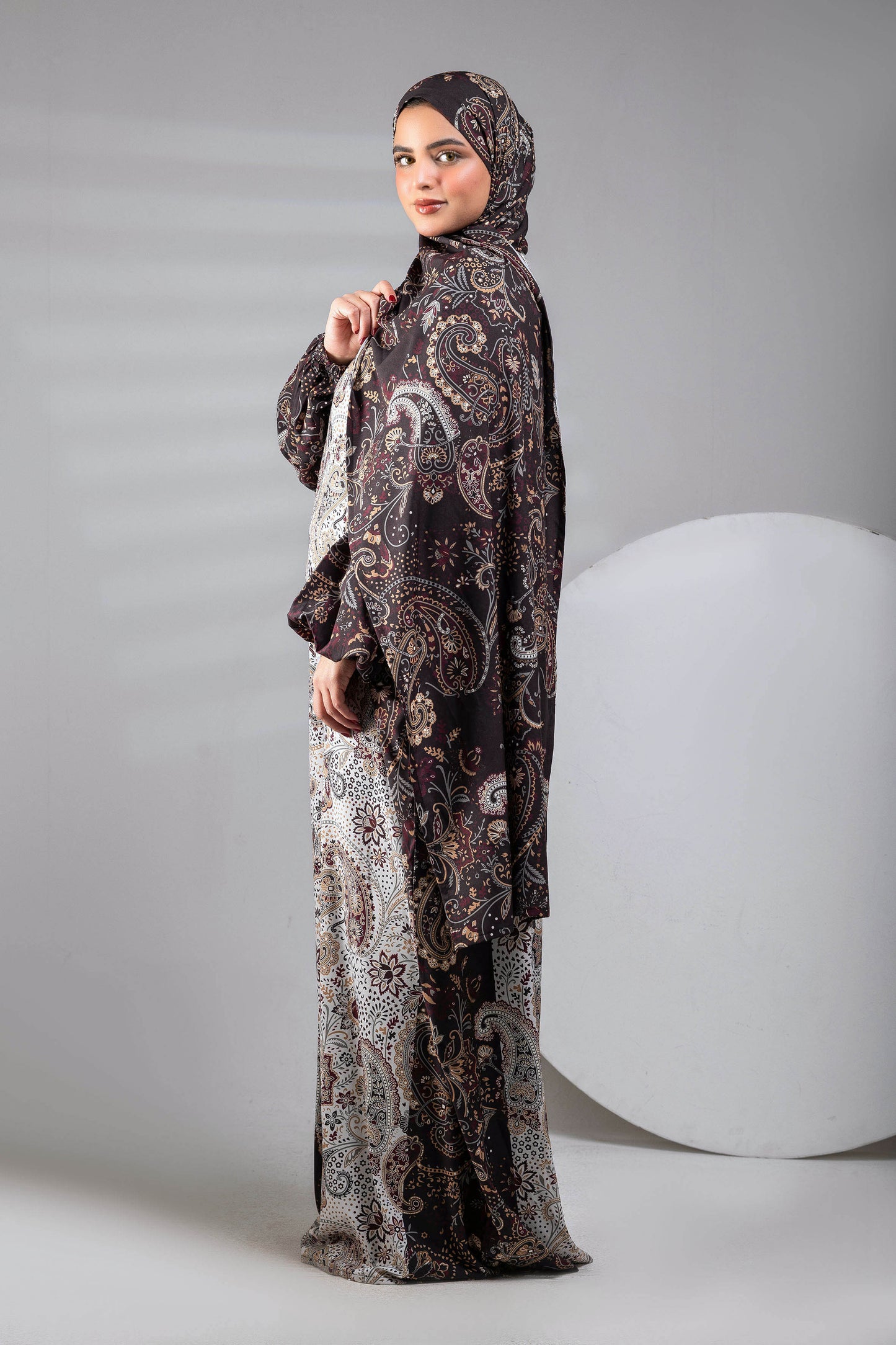 Noura Printed Satin Isdal