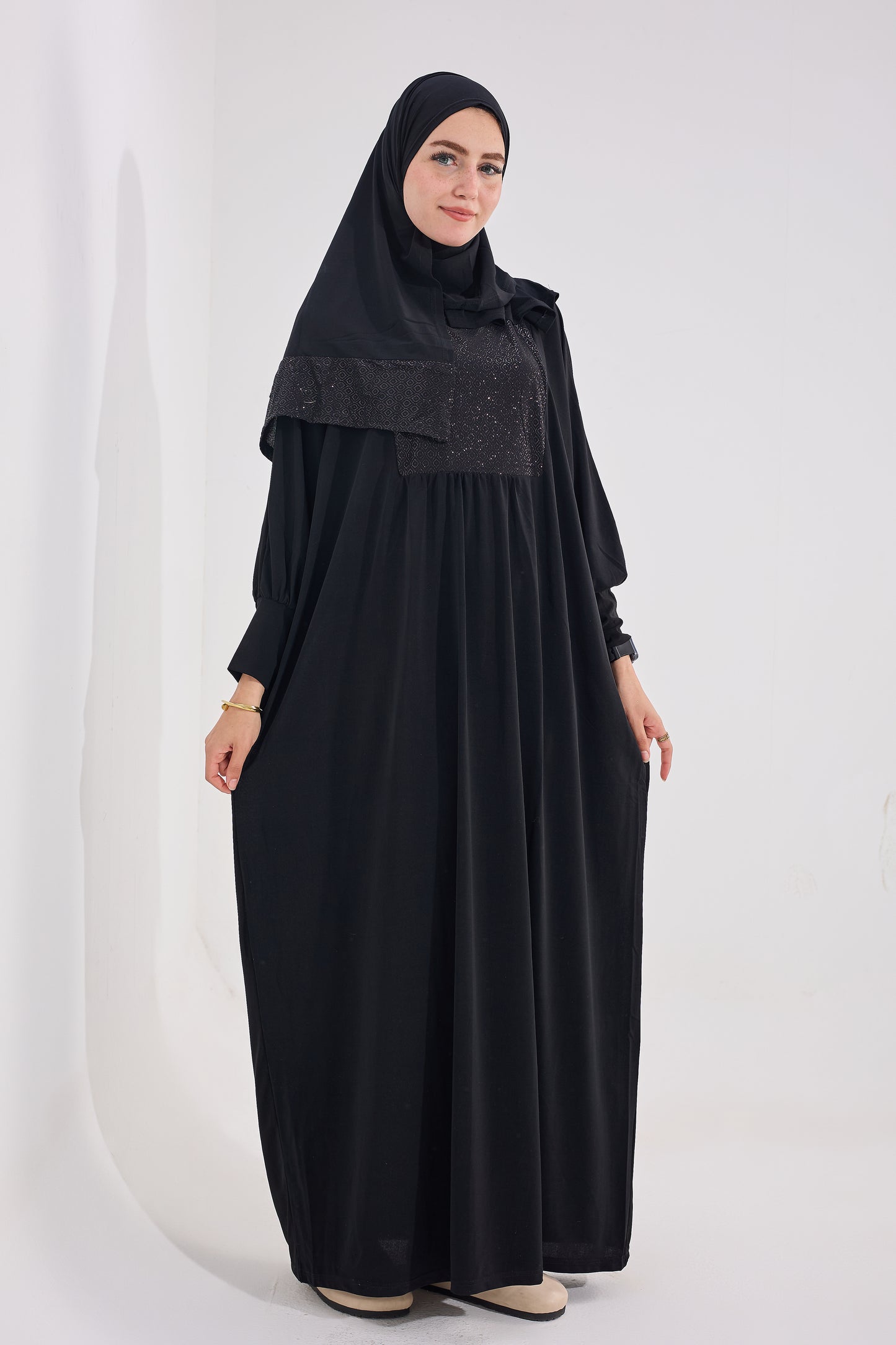 Elegant Black Prayer Abaya