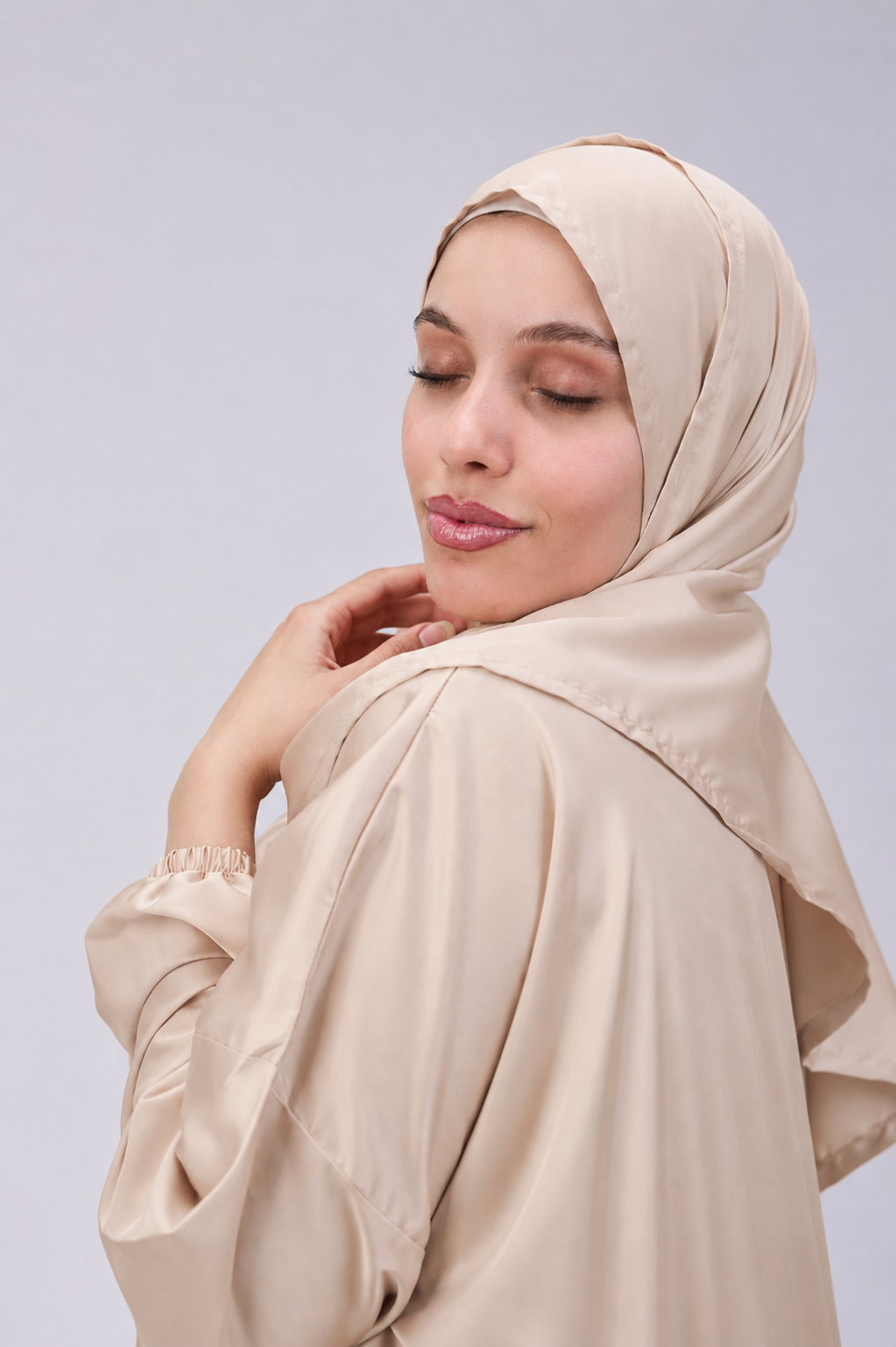 Plain Satin Isdal Beige