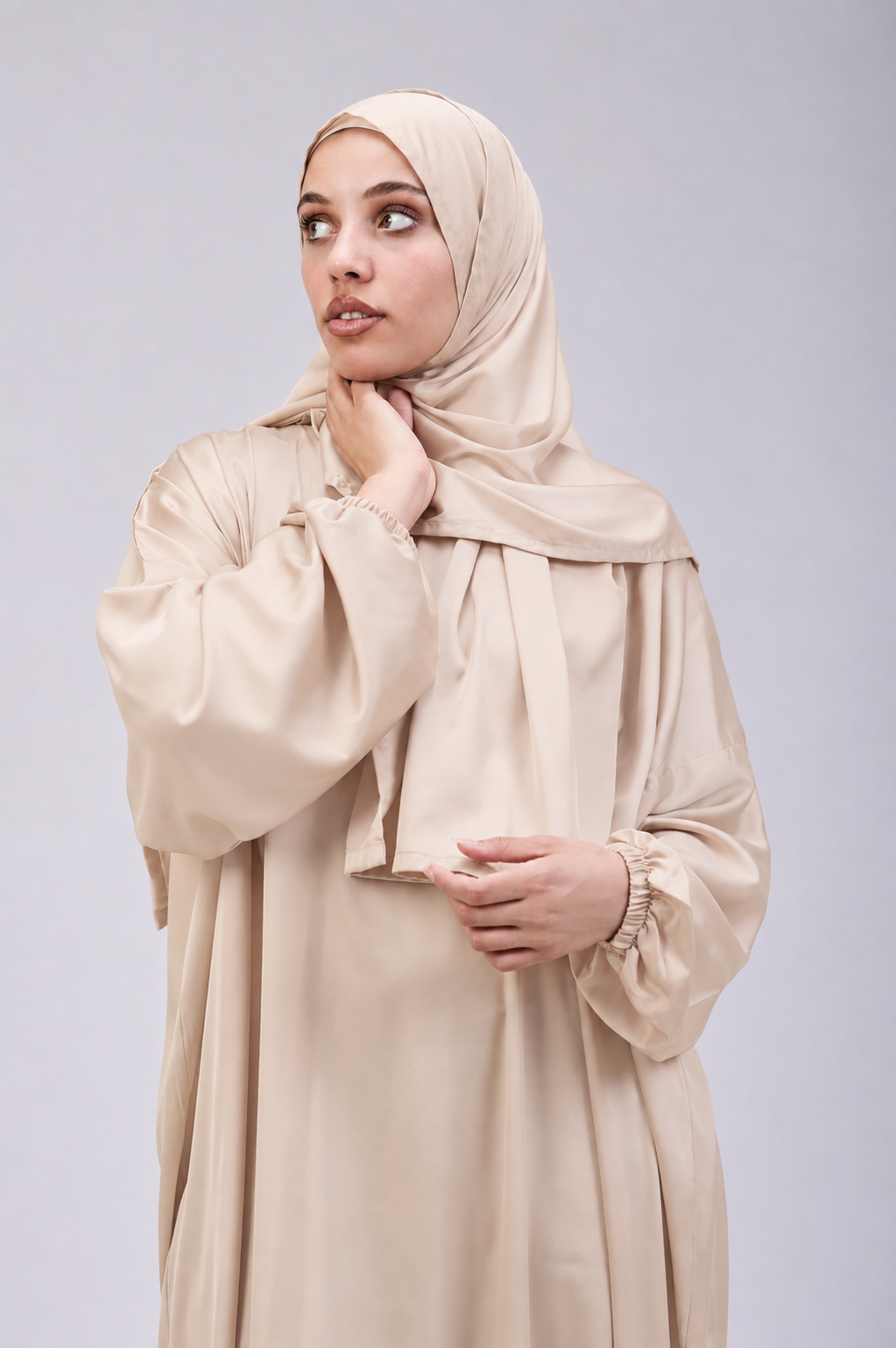 Plain Satin Isdal Beige